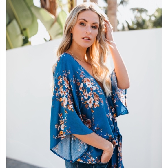 Last one! Midnight Dreams Kimono Blouse - Picture 4 of 5